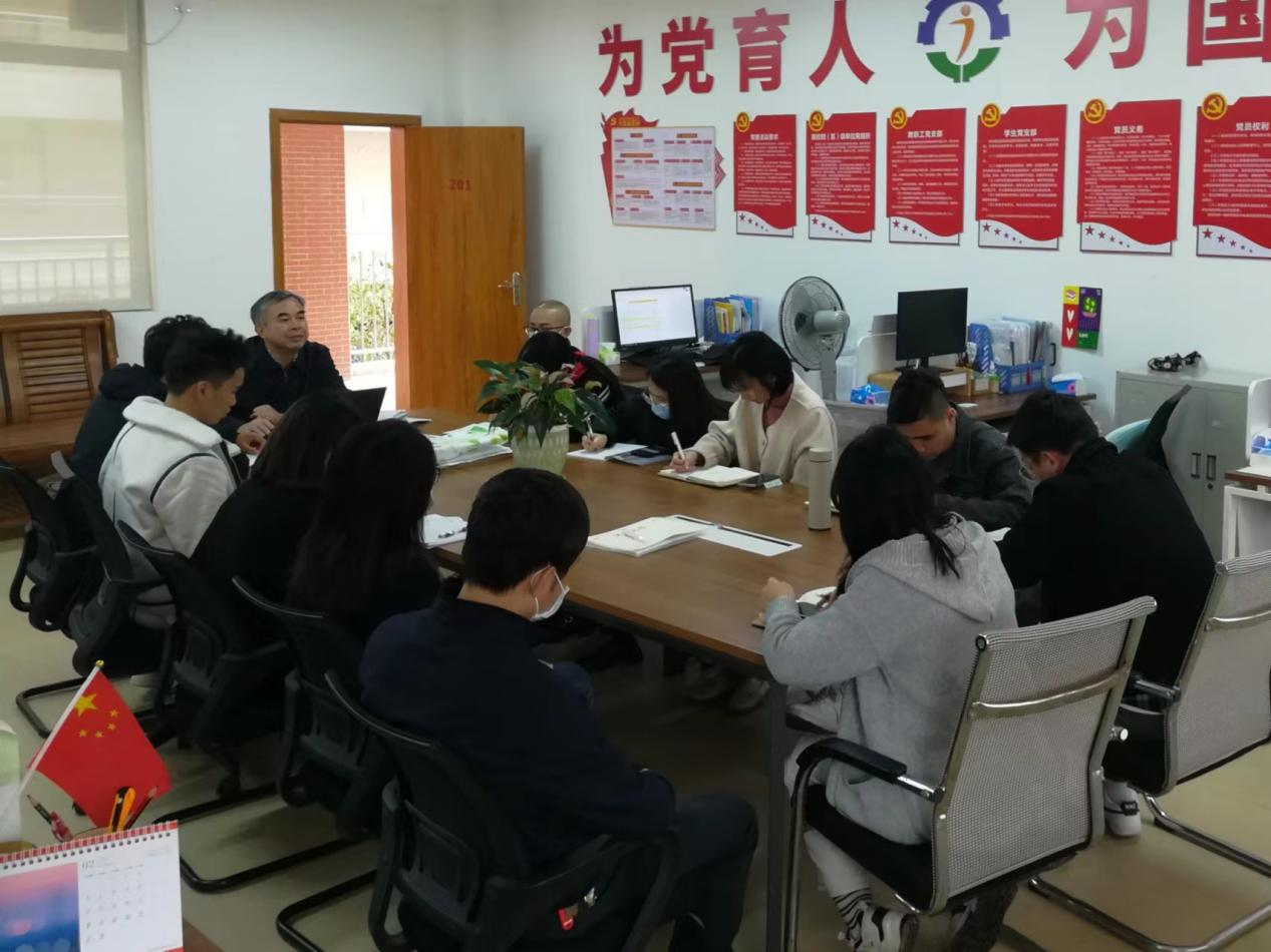 图片4.png 图片4.png