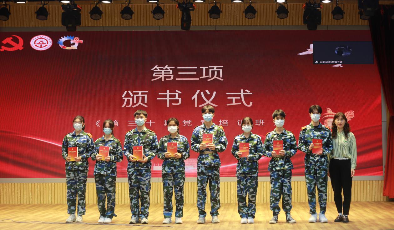 4.发书.jpg