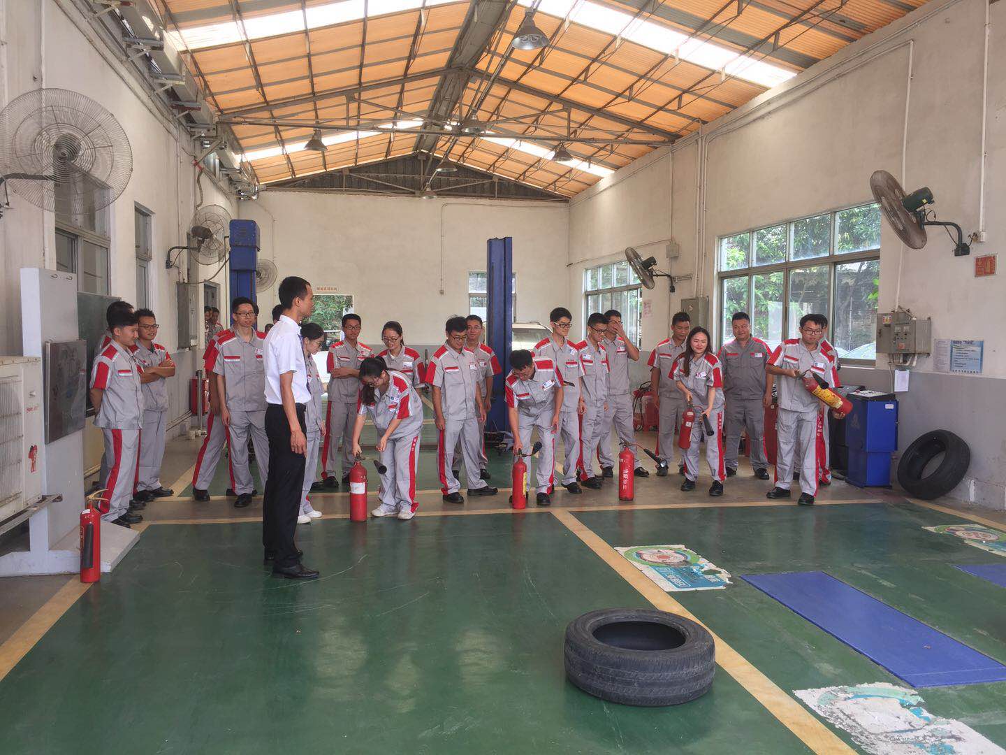 学员授课.jpg
