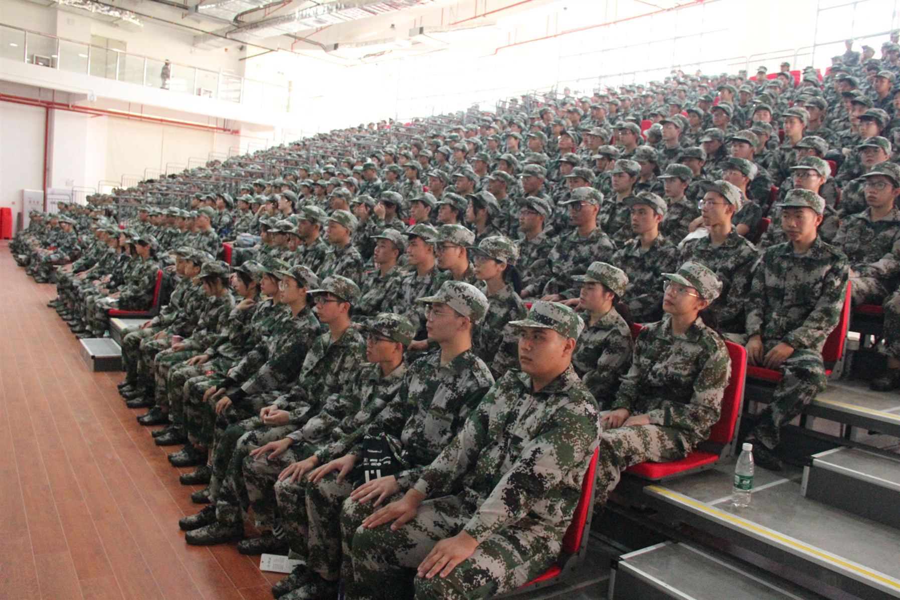 微信图片_20191012192907_副本.jpg