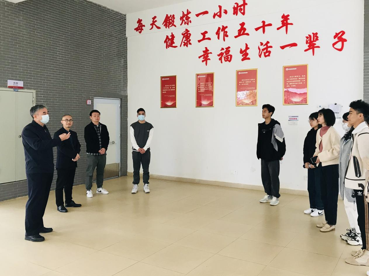 图片2.png 图片2.png